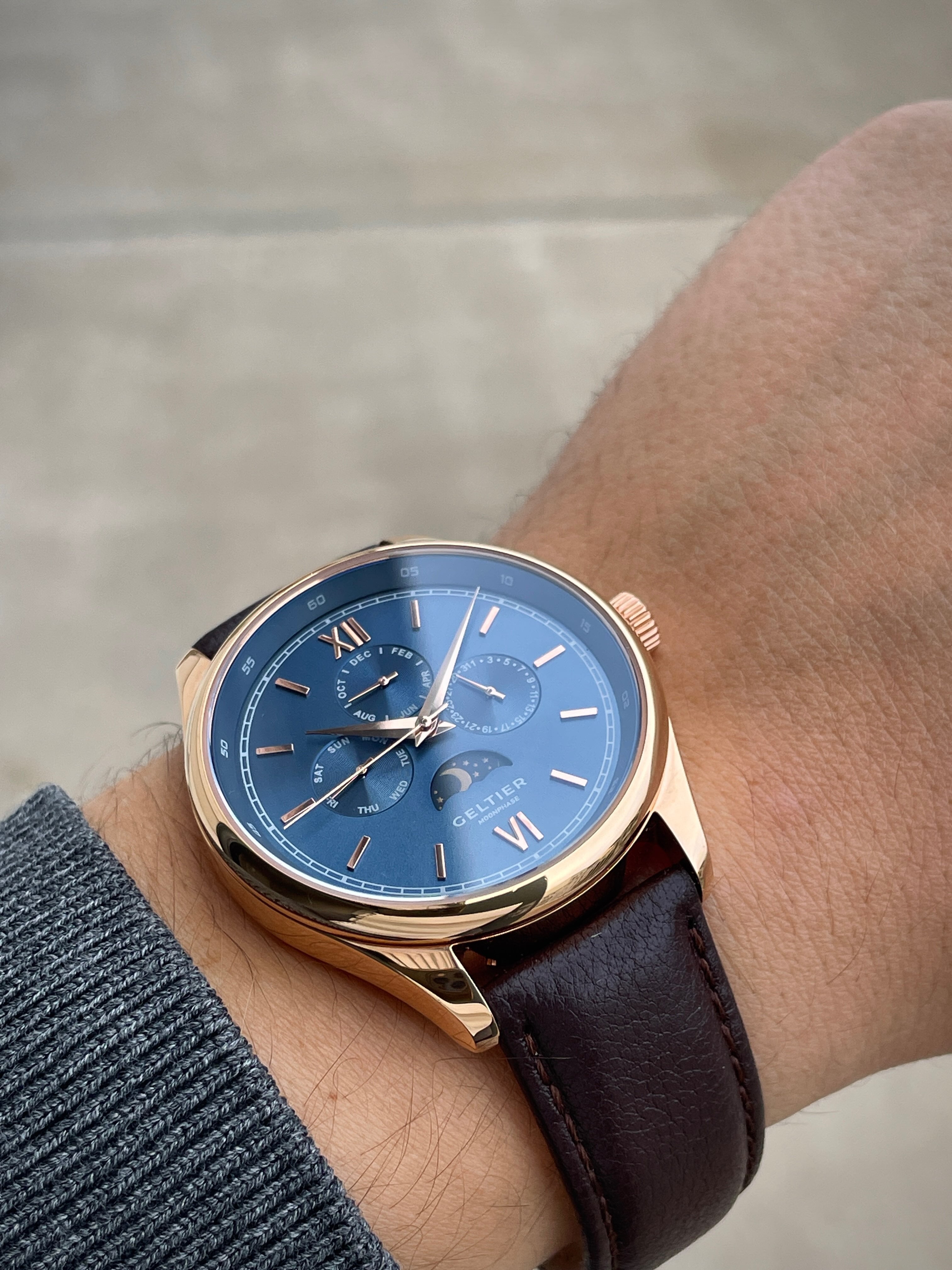 CRESCENT - Classic Blue Gold
