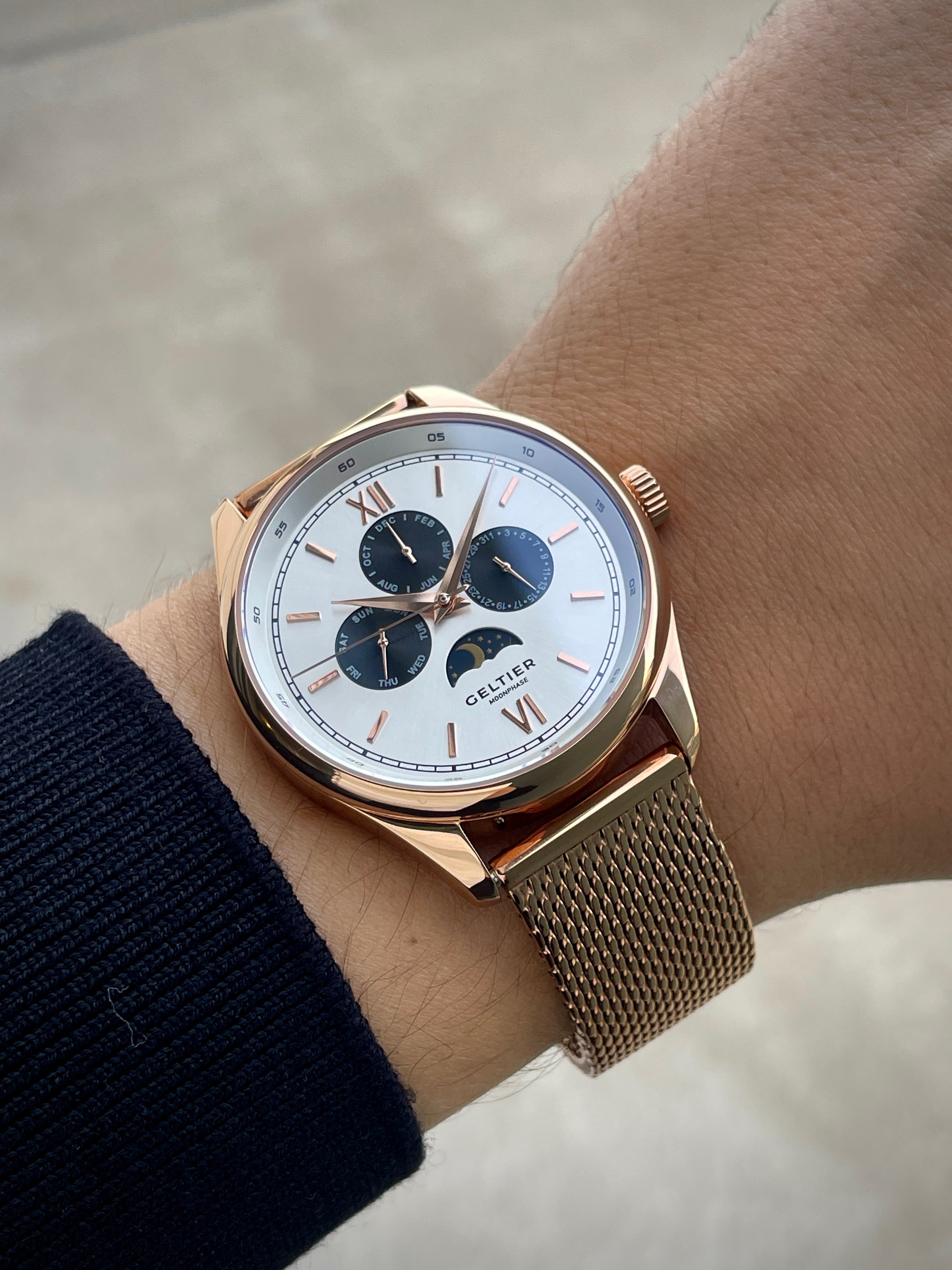 CRESCENT - Pearl White Gold Steel