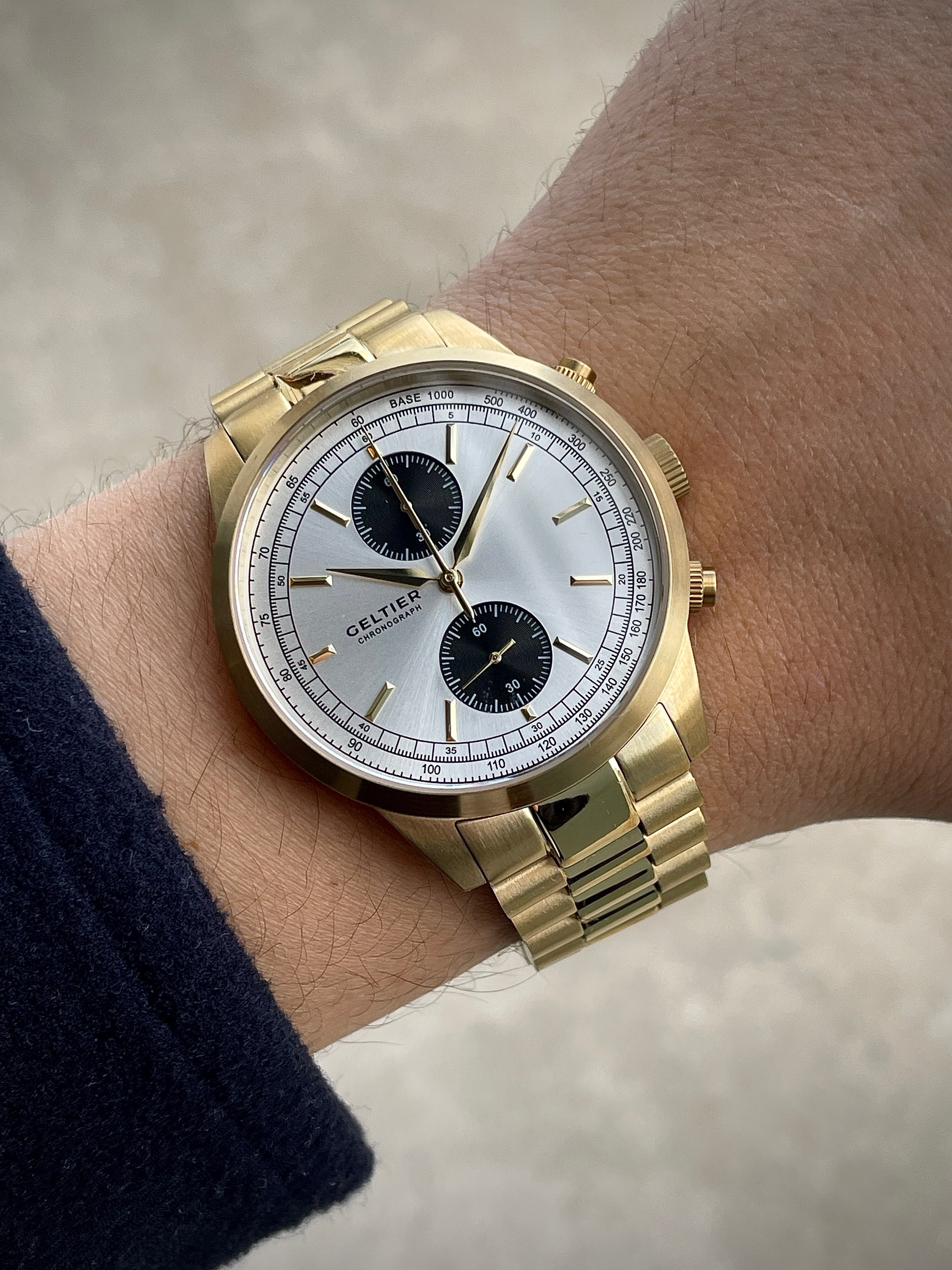 APEX - Pearl White Gold