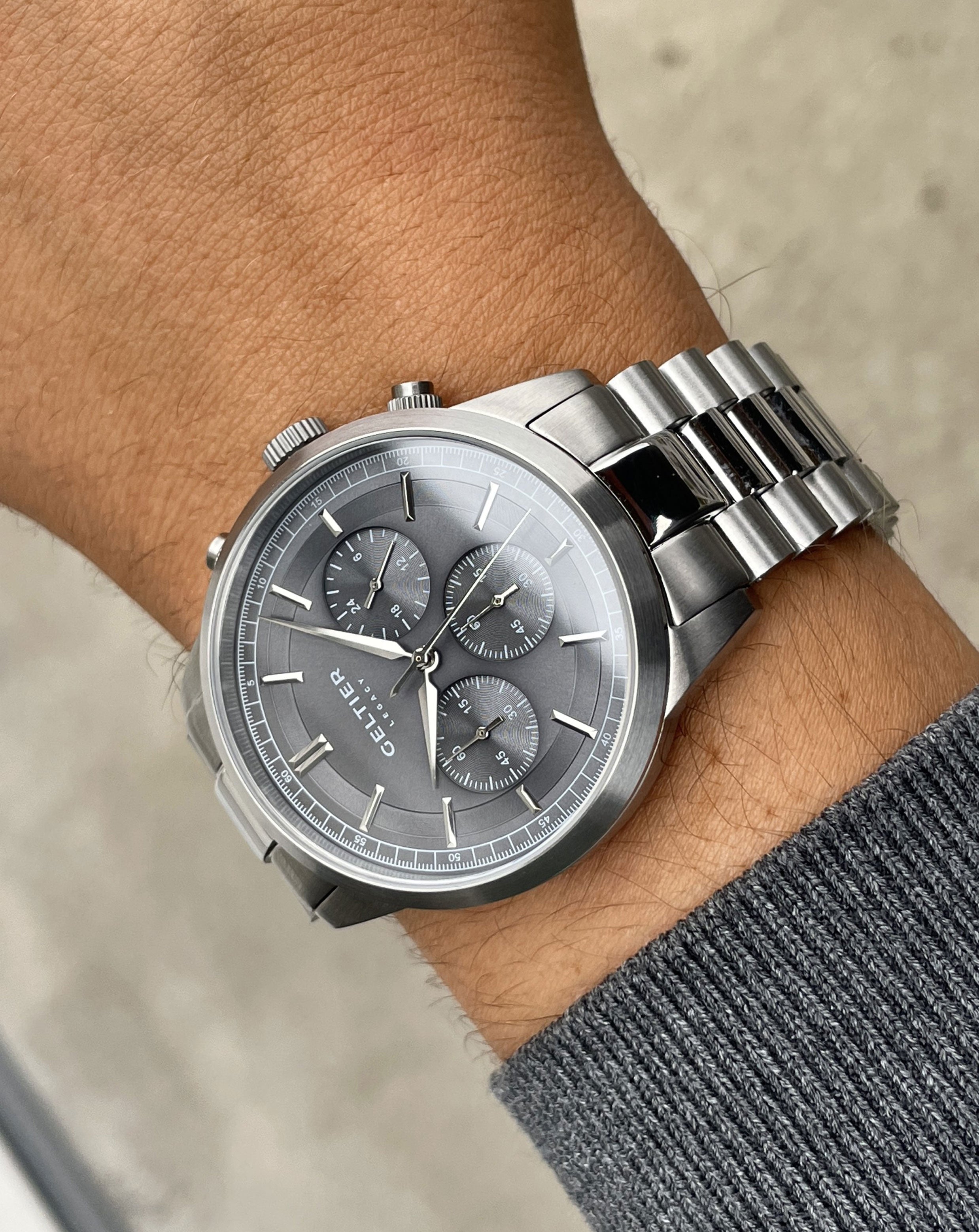 LEGACY - Carbon Gray Silver